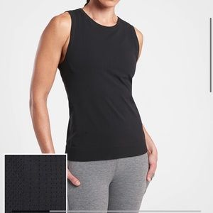 Athleta in motion tank